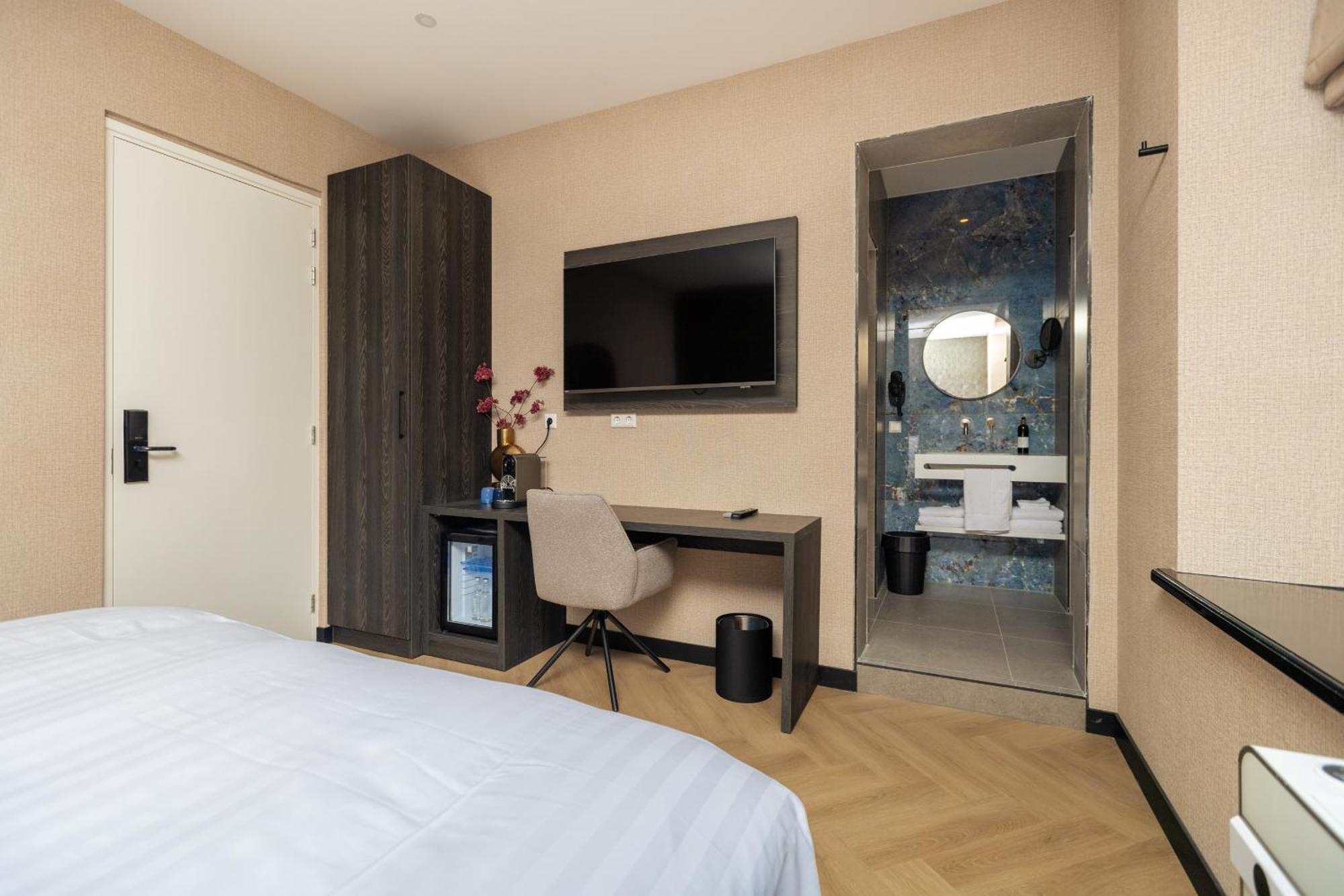 Hotel Twenty-Three Amsterdam Airport ﾎｰﾌﾄﾞﾛｰﾌﾟ 部屋 写真
