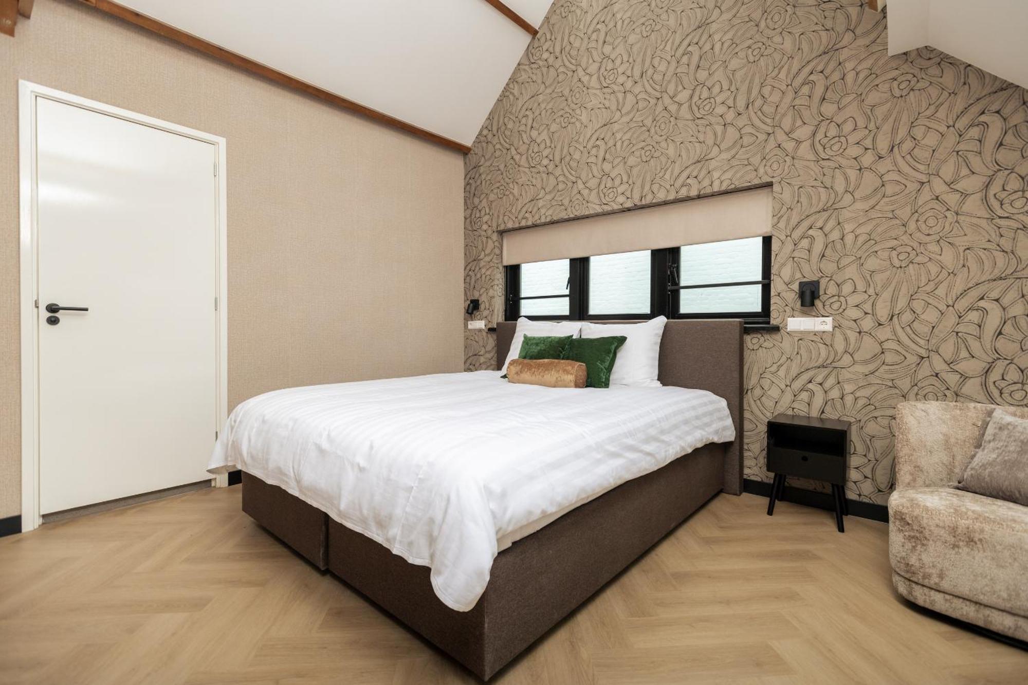 Hotel Twenty-Three Amsterdam Airport ﾎｰﾌﾄﾞﾛｰﾌﾟ エクステリア 写真