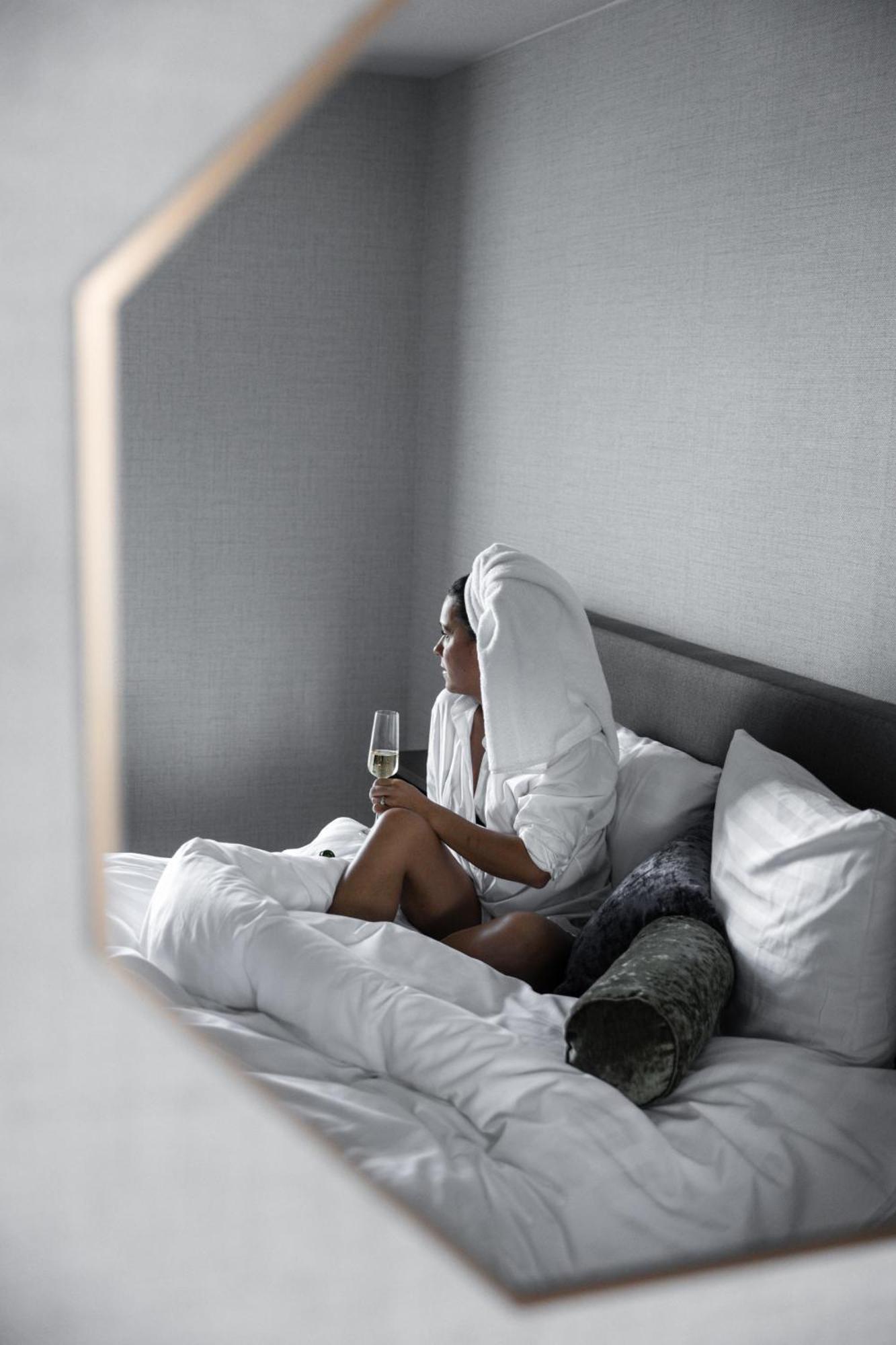 Hotel Twenty-Three Amsterdam Airport ﾎｰﾌﾄﾞﾛｰﾌﾟ エクステリア 写真