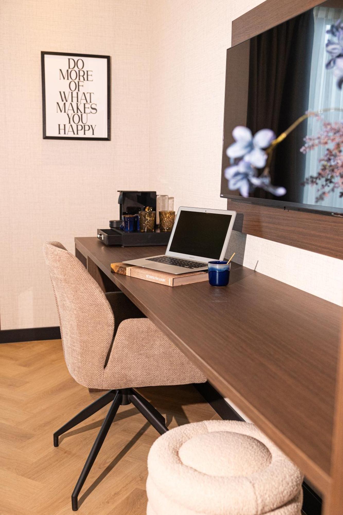 Hotel Twenty-Three Amsterdam Airport ﾎｰﾌﾄﾞﾛｰﾌﾟ エクステリア 写真