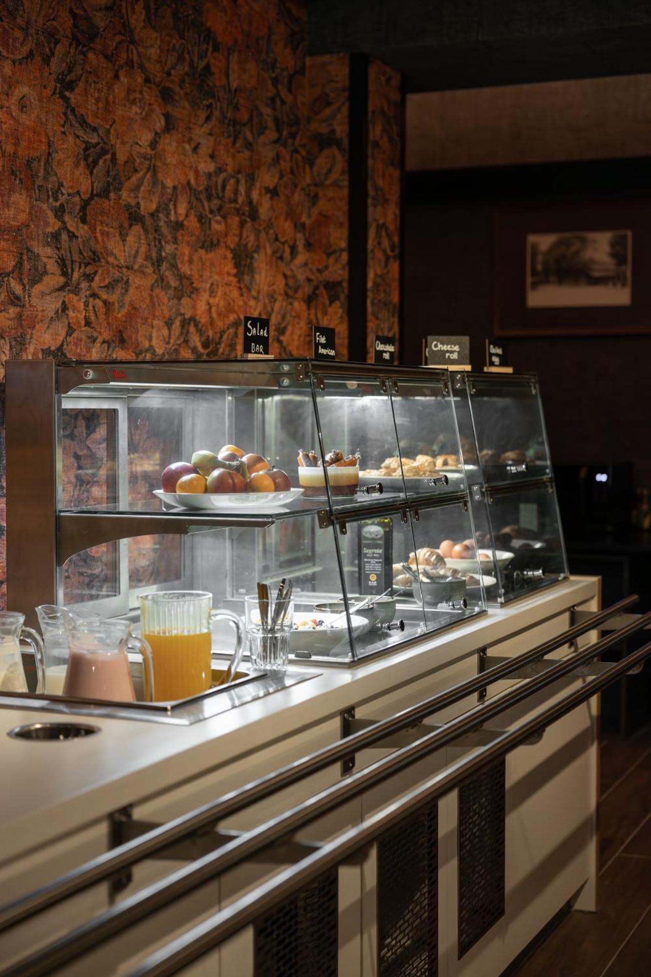 Hotel Twenty-Three Amsterdam Airport ﾎｰﾌﾄﾞﾛｰﾌﾟ エクステリア 写真